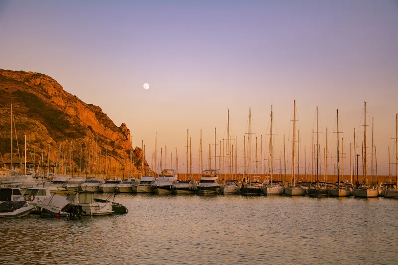 Miljö i Hamnen i Jávea